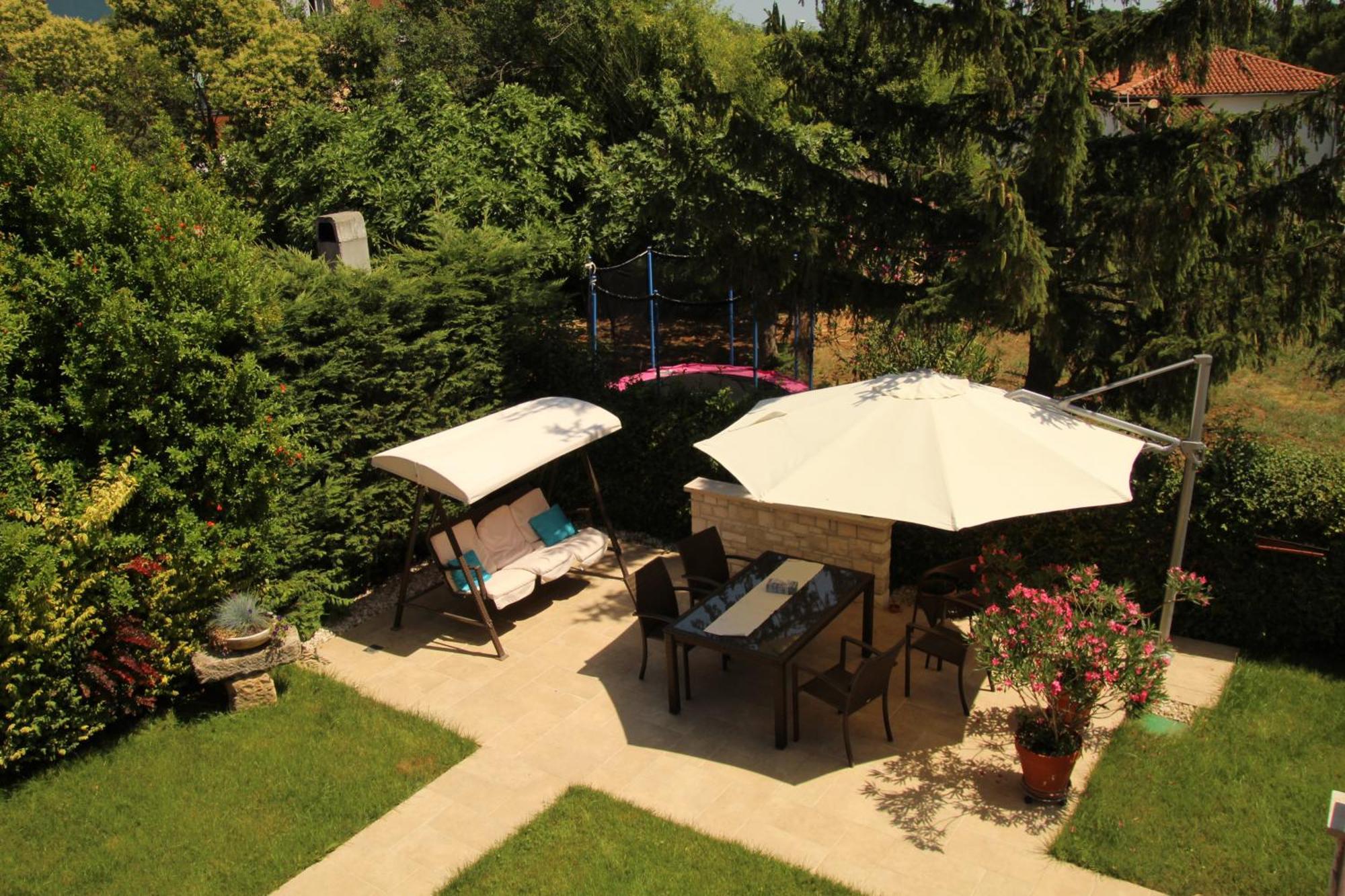 Apartments Eva Umag Exterior photo